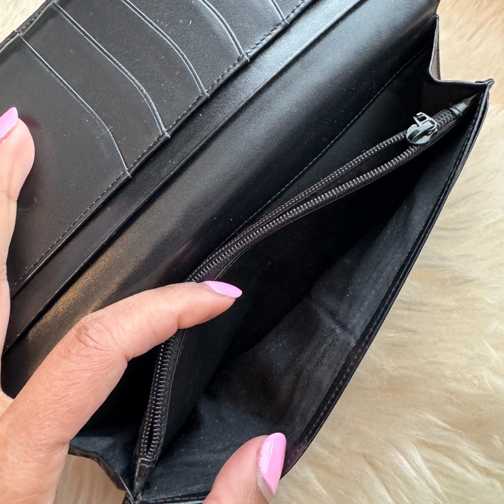 Montblanc Black Leather Wallet View 3